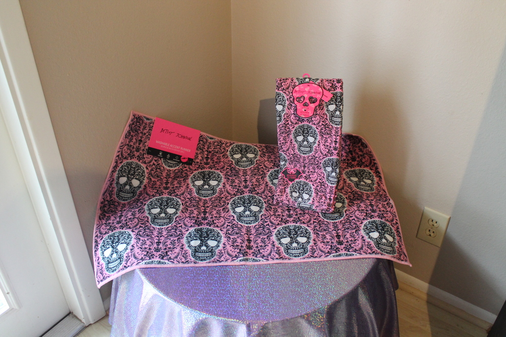 Betsey Johnson Skull Gothic Rug and Towel Set NWT